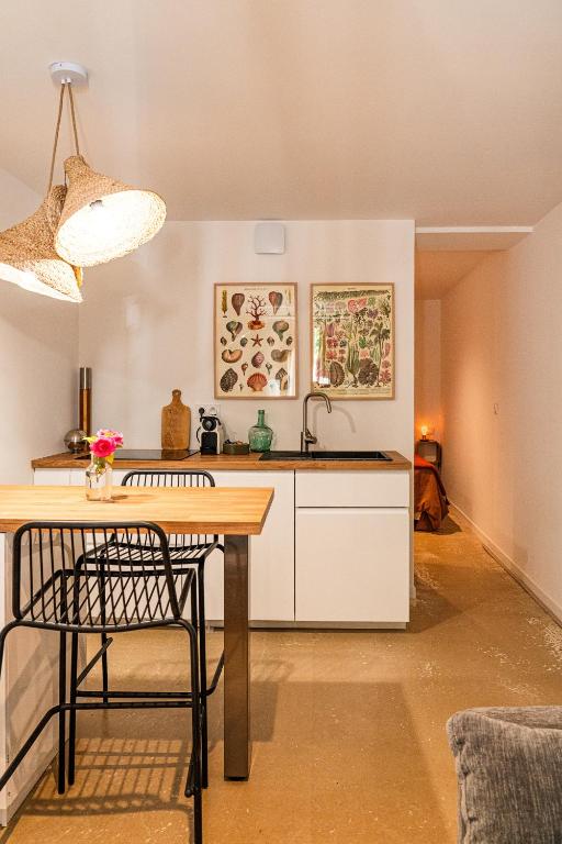 Kuchyň nebo kuchyňský kout v ubytování Maison Arthur