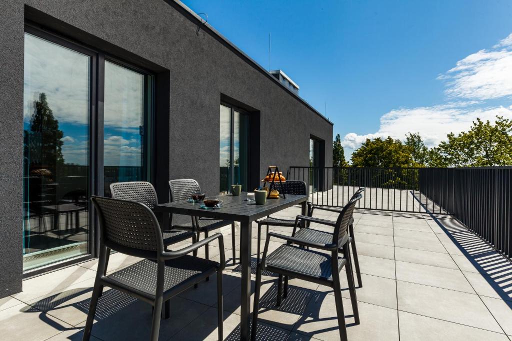 Balkón nebo terasa v ubytování Apartamenty Pilice