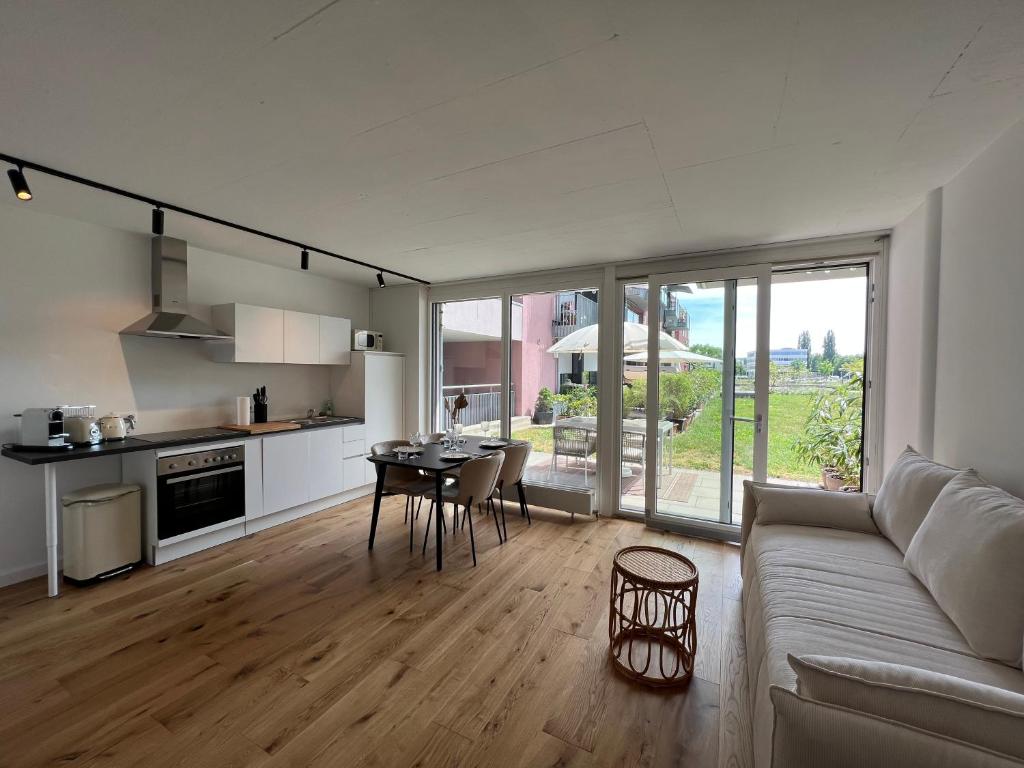 Urban Lodges - Studio Apartments am Seerhein