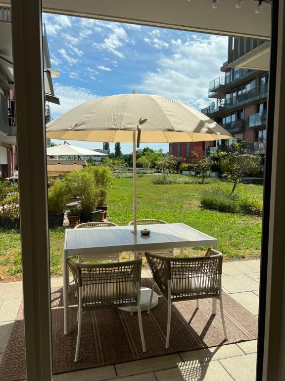 Urban Lodges - Studio Apartments am Seerhein - Appartement Avec Terrasse