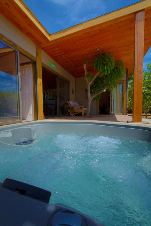 Bazén v ubytování Cabañas SPA Olmue nebo v jeho okolí