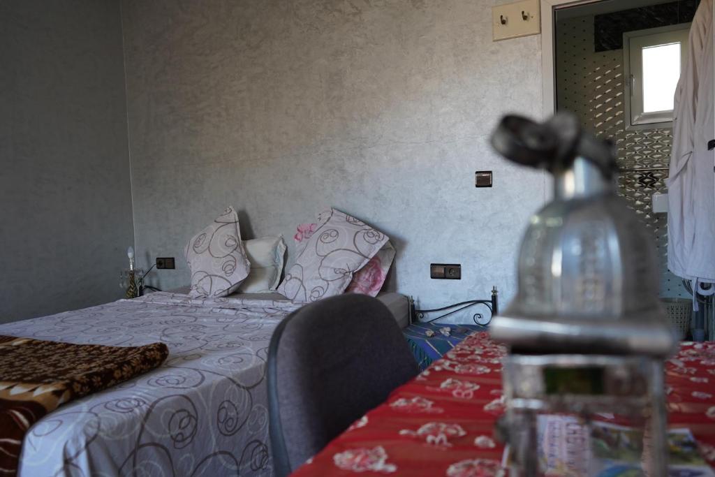 Postel nebo postele na pokoji v ubytování Chez Imnir