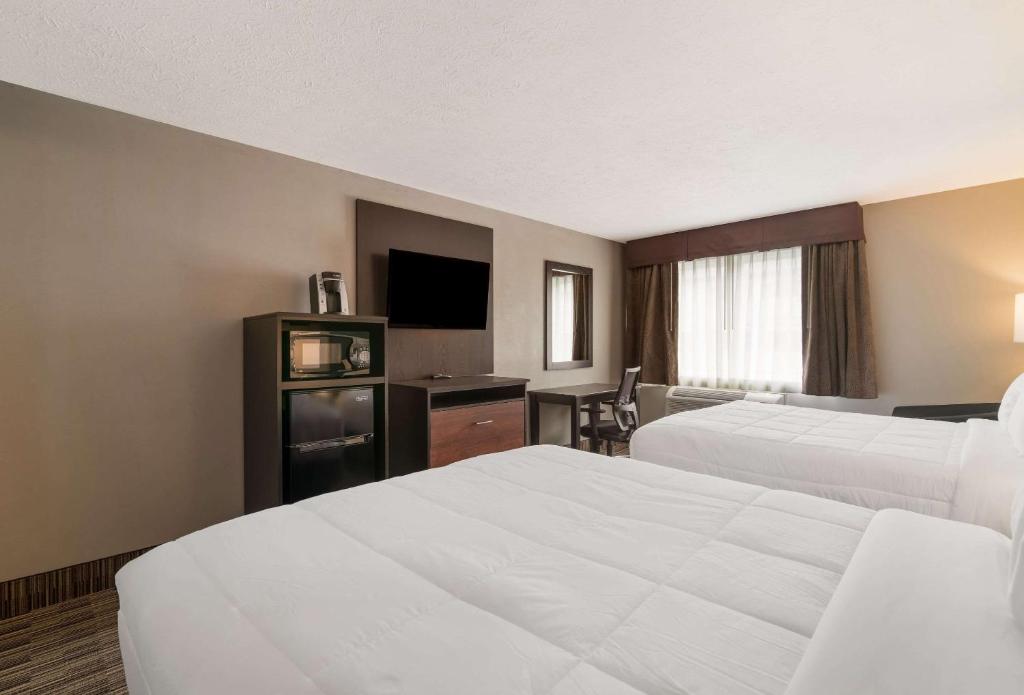Quality Inn & Suites South Portland - Habitación Con 2 Camas Grandes - No Fumadores