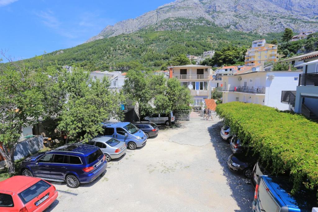Výhľad na hory alebo výhľad na hory priamo z apartmánu