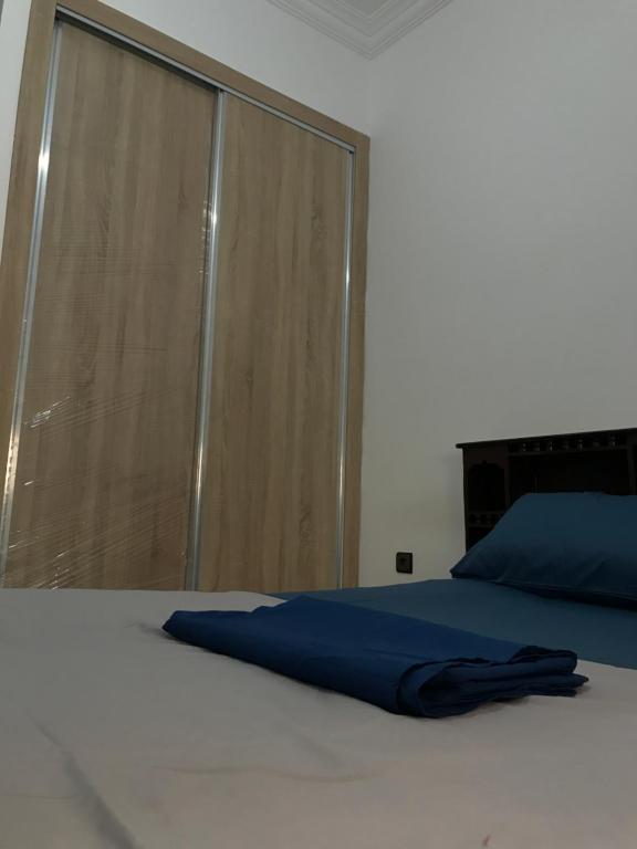 Postel nebo postele na pokoji v ubytování Spacious 2-rooms apartment