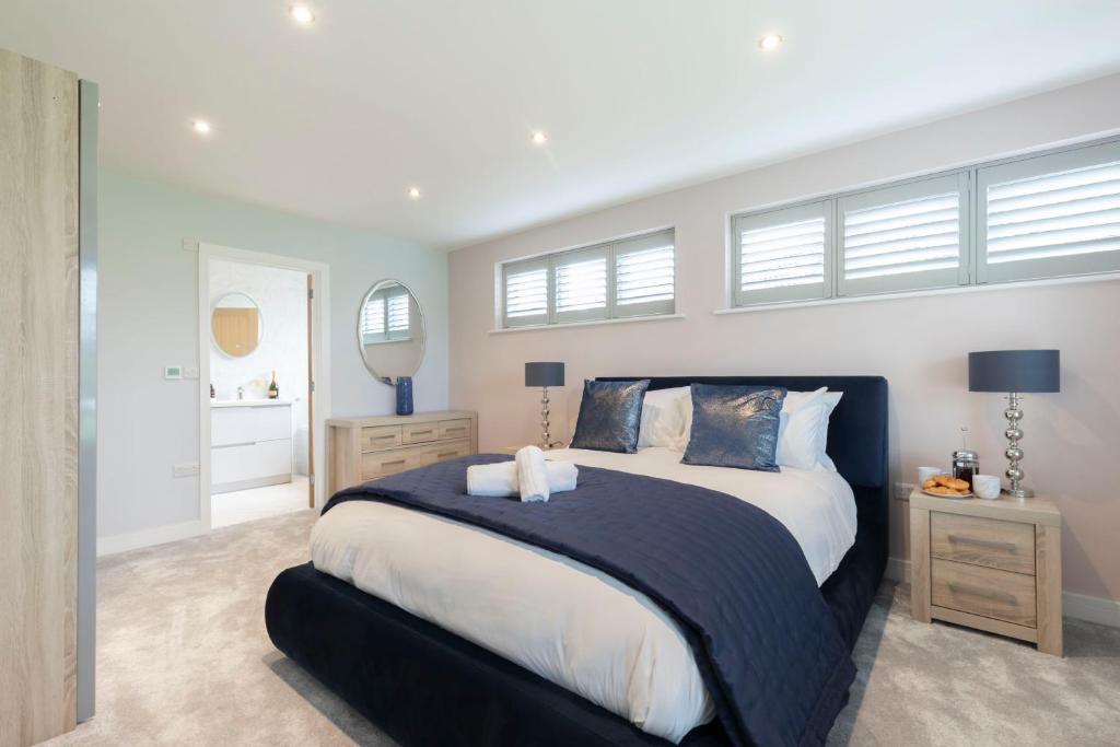 Luxury 4 Bed Cotswold Home, Southam (updated prices 2024)