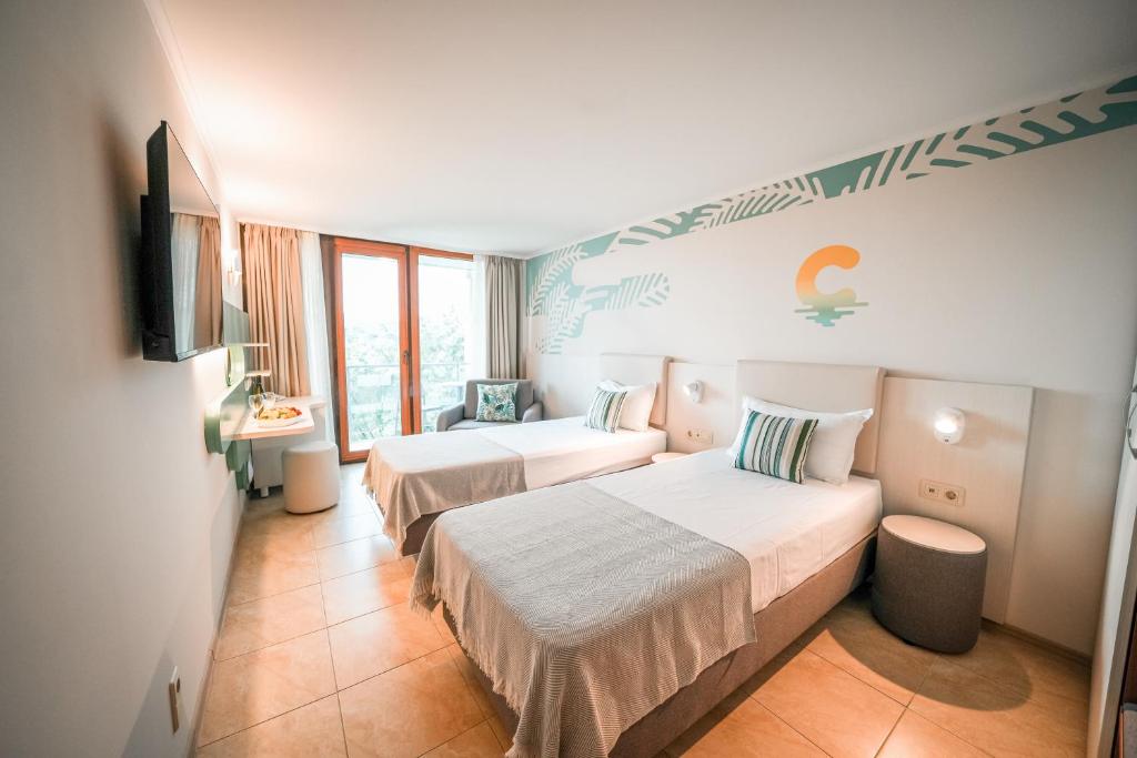 Double Room - Main Building with Free Aquapark Access
