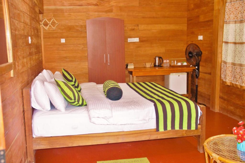 Postel nebo postele na pokoji v ubytování Ella Green Cottages