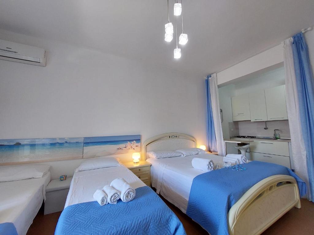 A bed or beds in a room at Casa di Sofia