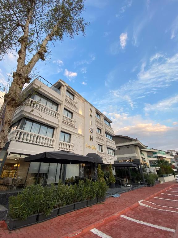 فضای داخلی Avion Suite Hotel در آنتالیا - تصویر ۳