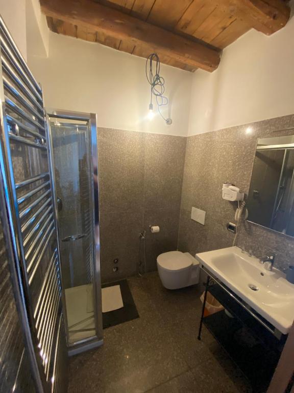 Koupelna v ubytování B&B Santa Lucia