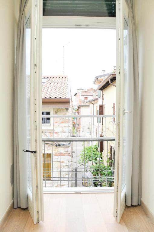 Balkón alebo terasa v ubytovaní Lazise Boutique Apartment Lago e Relax