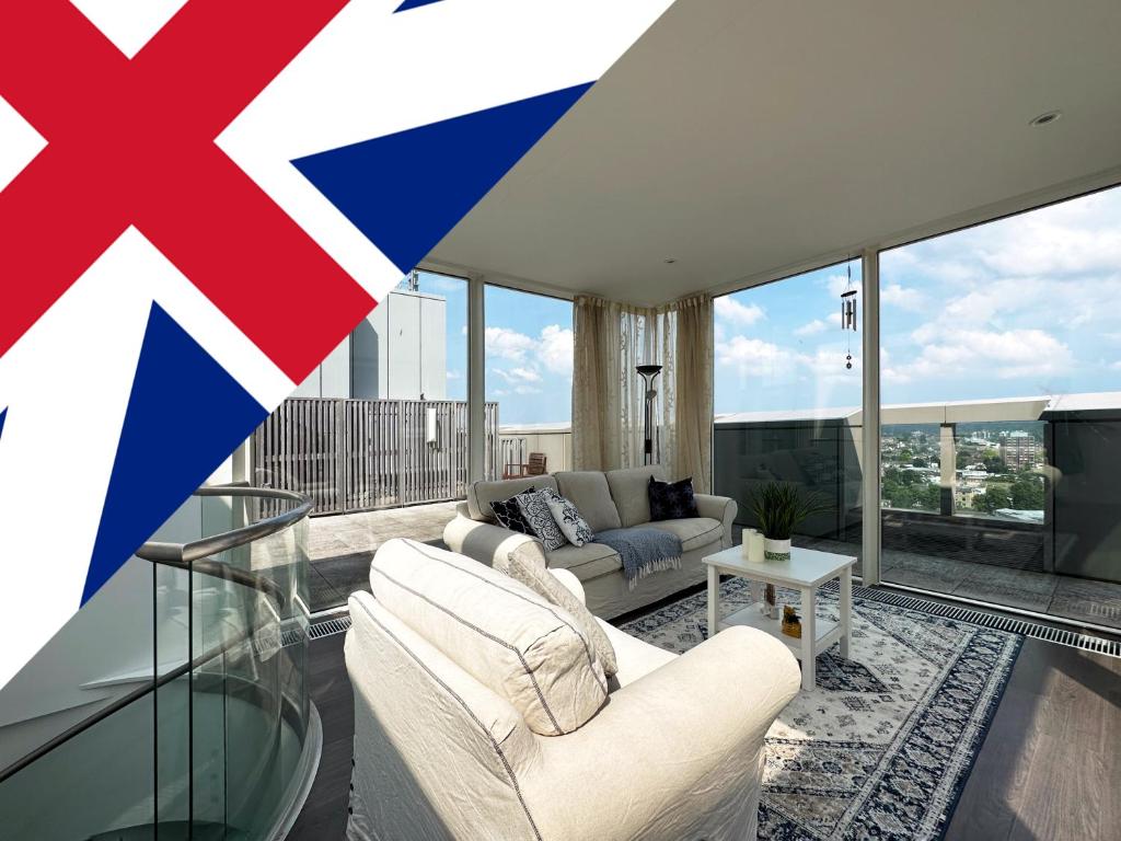 View of Luxury Penthouse with City View, South Norwood (updated prices 2025)