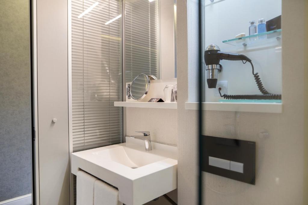 The Dome Hotel - Resim 30