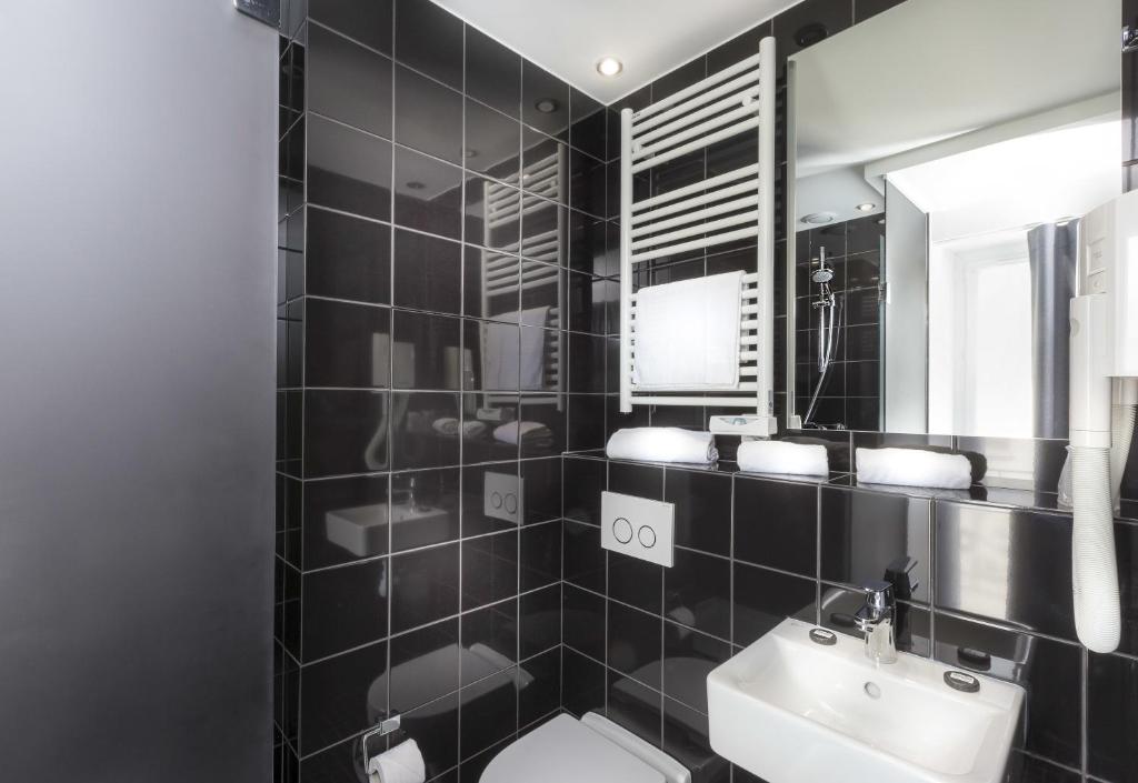 Libertel Montmartre Opéra - Resim 12