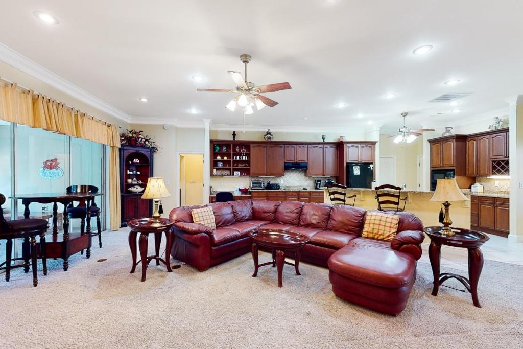 Destiny West Cincy in the Sun, Destin (updated prices 2024)