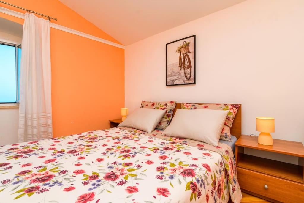 Postel nebo postele na pokoji v ubytování House Casa Nori