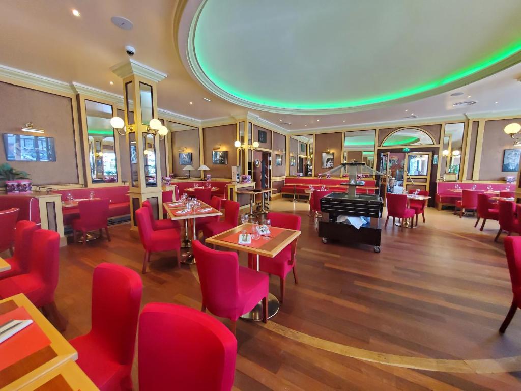 Restaurace v ubytování Hôtel Vauban