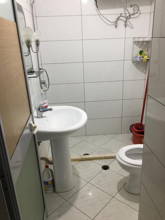 Shtepi Pushimi me Qera - Imazhi 3