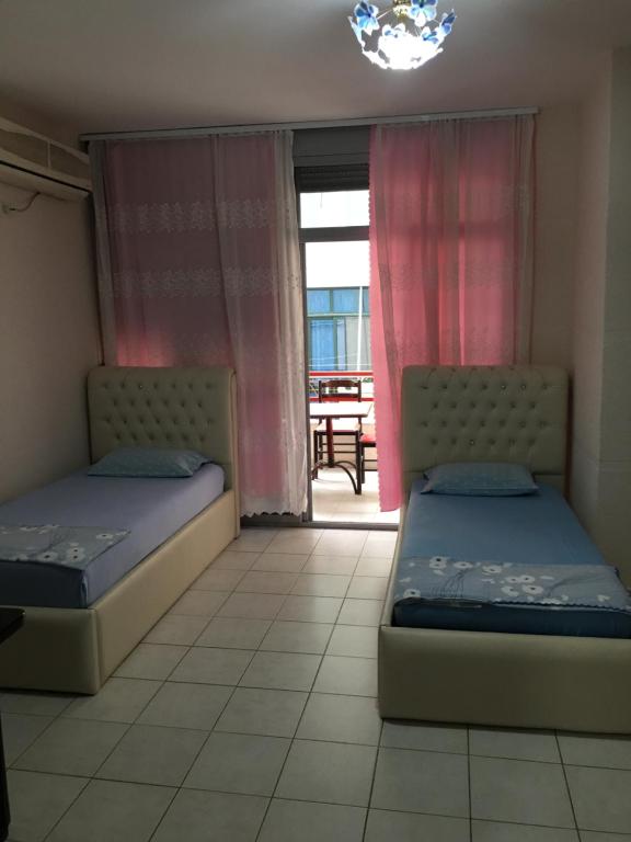 Shtepi Pushimi me Qera - Imazhi 2