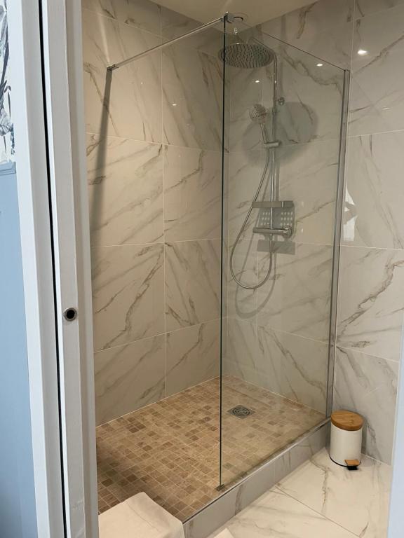 La Boulonnaise - Tweepersoonskamer Met Een Eigen Buitenbadkamer