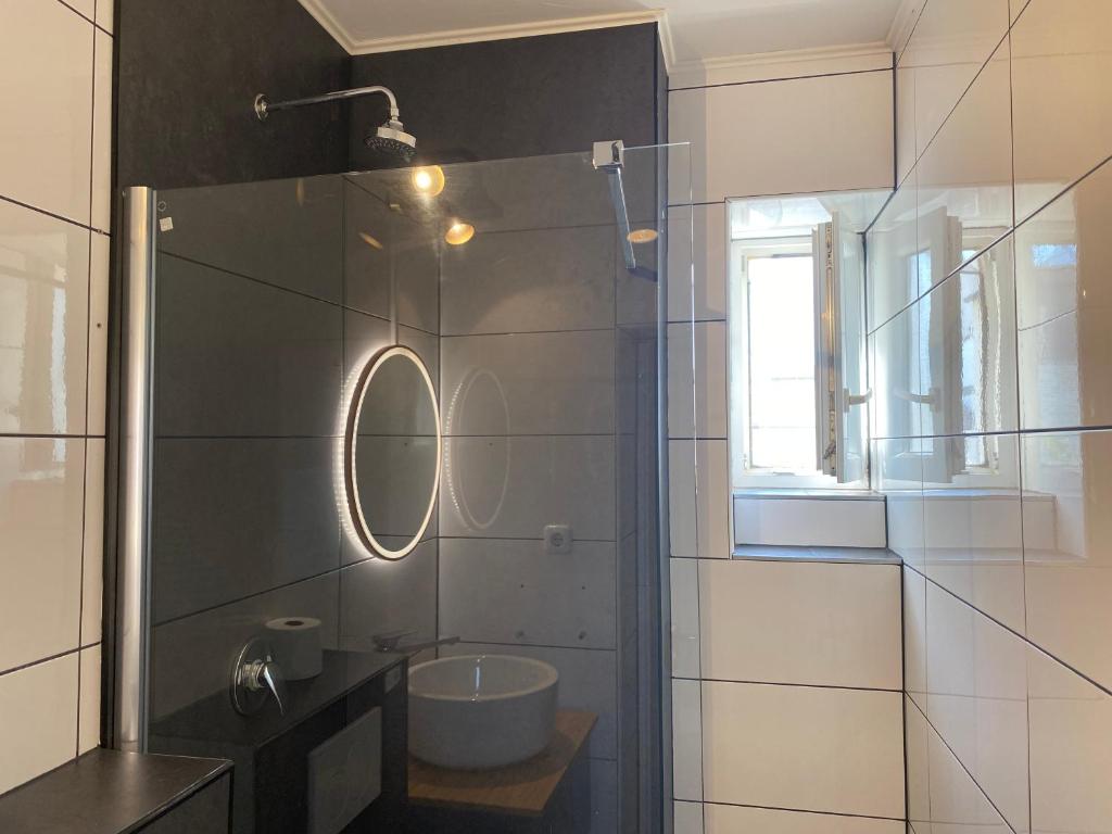 Hotel Petite Königsallee SELF CHECK-IN - Resim 22