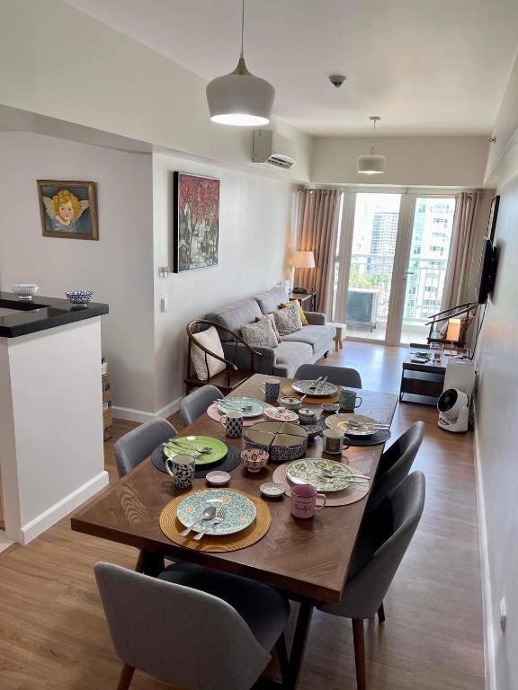 Gallery image of Spacious Stylish Apartment with Two Bedrooms, near Mall in Cebu City