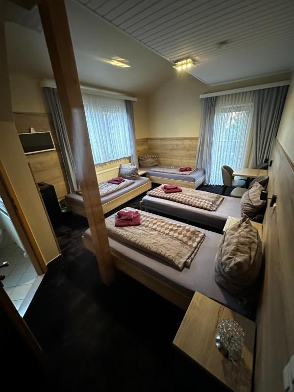 Hotel Pension Pamina - Resim 21