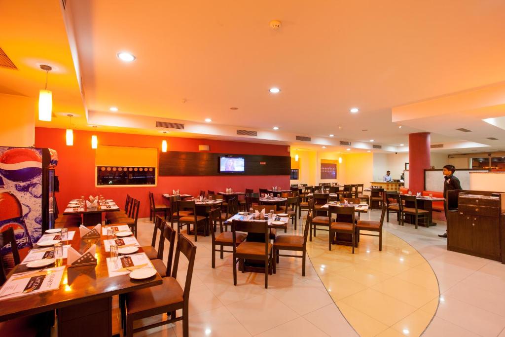 Restaurace v ubytování Ginger Nashik