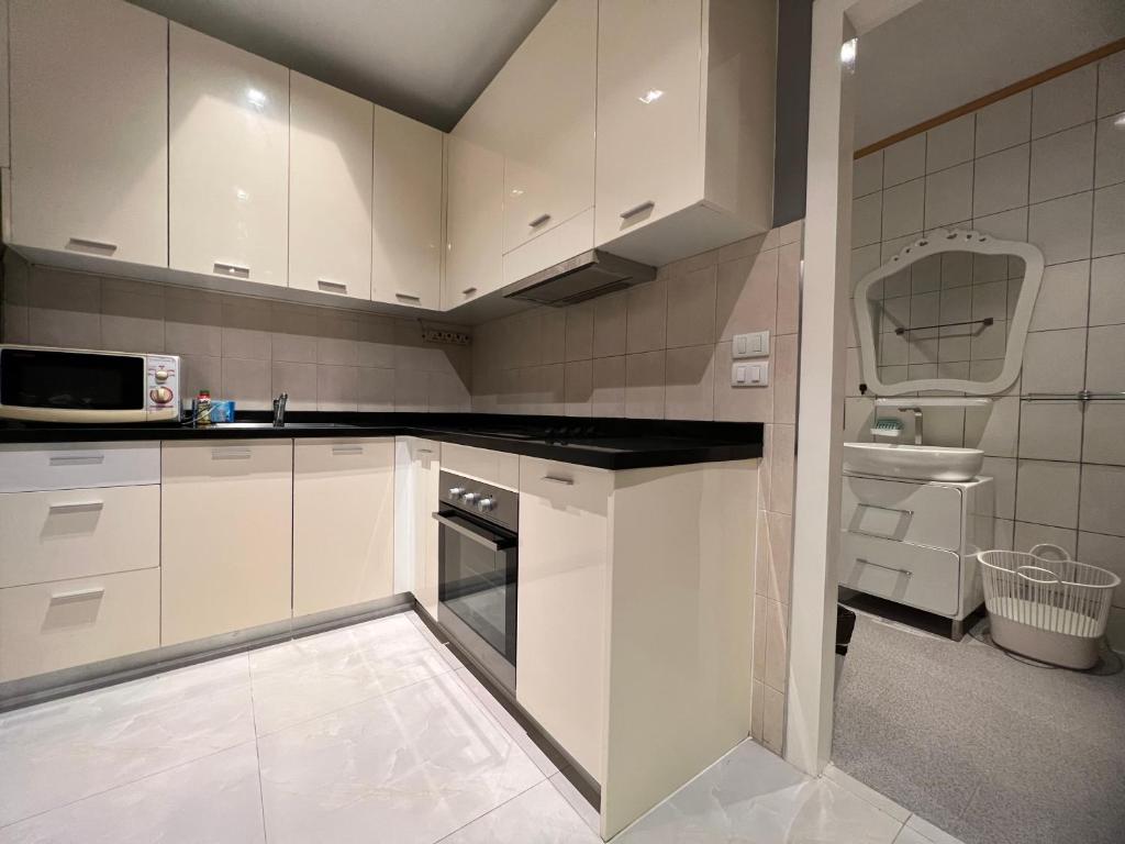 Icon park phuket condo - Estudio