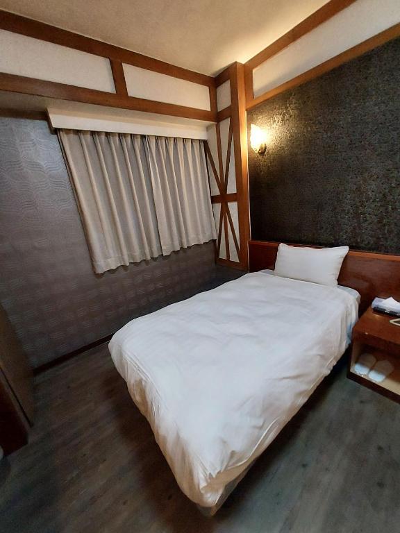 蓮園旅舘-桃園店 - バスルーム付きのトリプルルーム