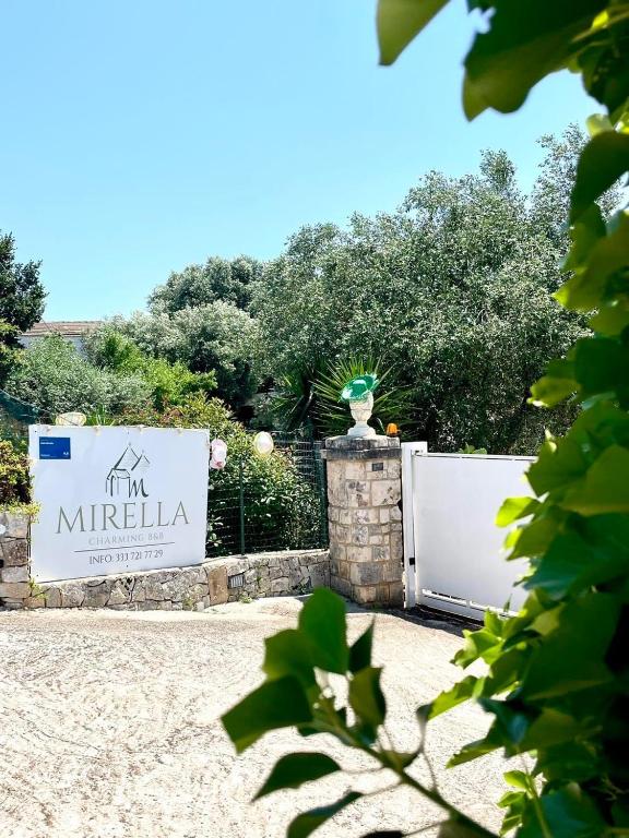 Certifikát, hodnocení, plakát nebo jiný dokument vystavený v ubytování Mirella Charming