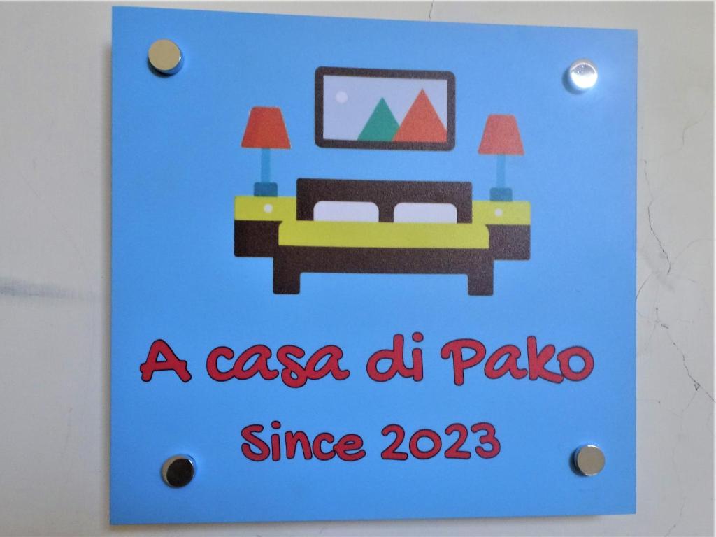 sindsdien een bord voor een casa del palacio bij A casa di Pako in Salerno