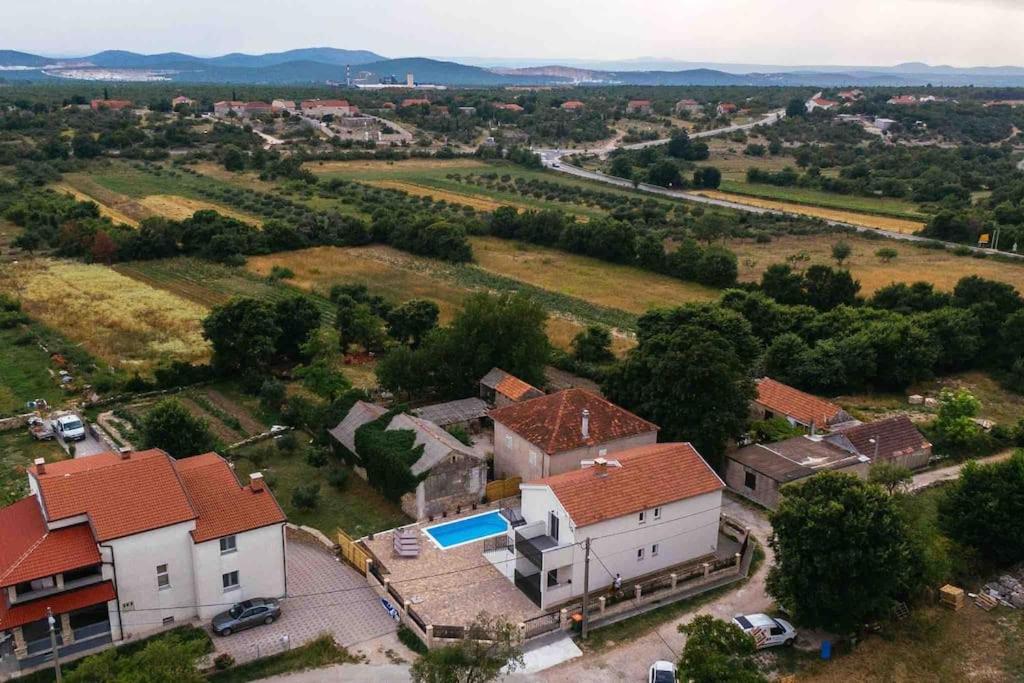 Gallery image of Holiday Home Sofia - quiet village&quick highway close to Biograd na Moru and Zadar in Benkovac