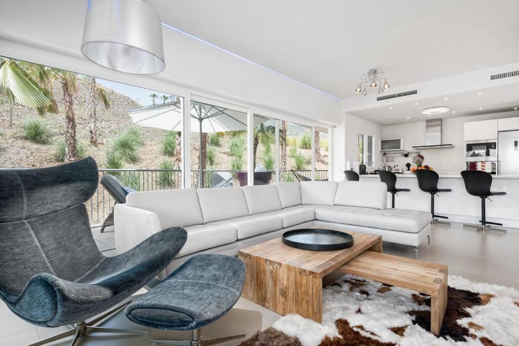 Seaview Luxury 2 Bedrooms Apt in Reserva del Higueron - Apartment Mit Zwei Schlafzimmern