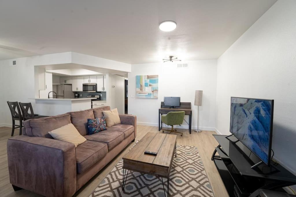 Rio Salado Condo Close to 202 HW, Mesa (updated prices 2024)