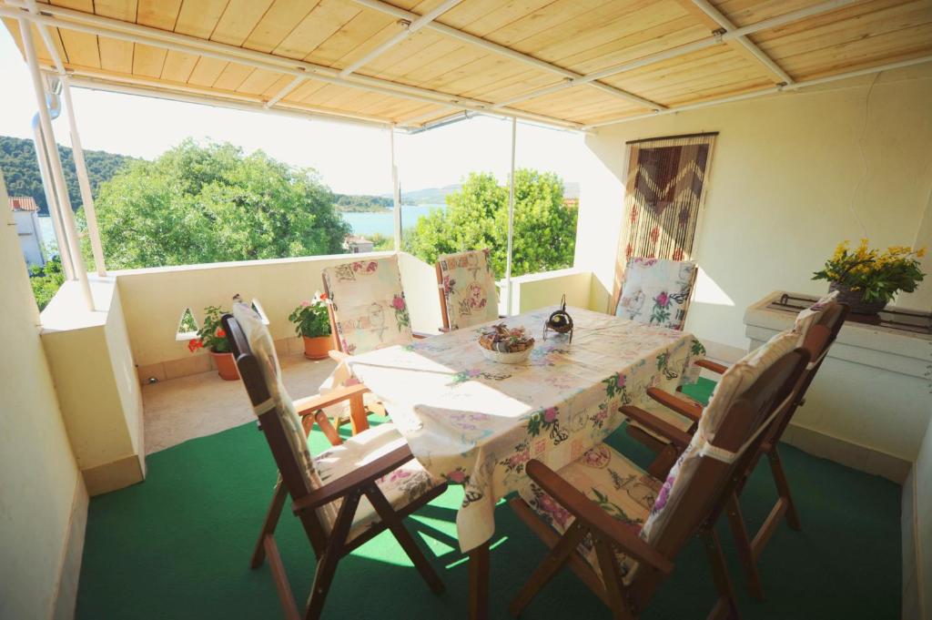 Apartment Karla, Jadrtovac (updated prices 2024)