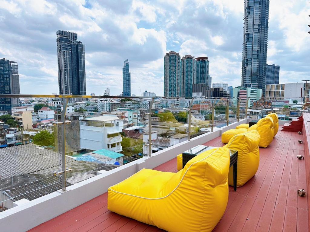 Miloft Sathorn Hotel - SHA Plus Certified - Resim 38