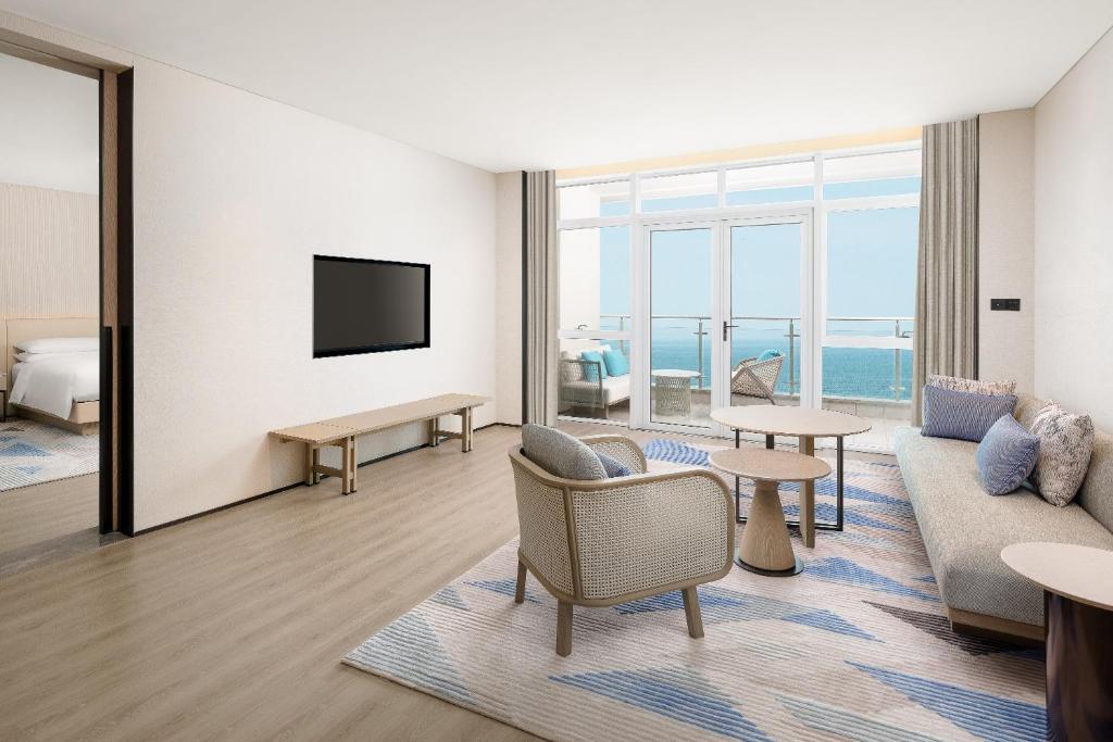 TV a/nebo společenská místnost v ubytování Sheraton Beihai Resort