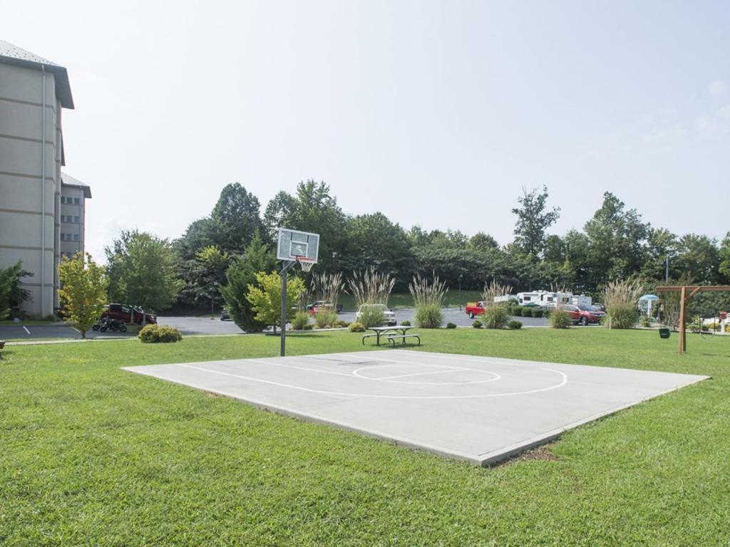 A garden outside MVC - Unit 3507