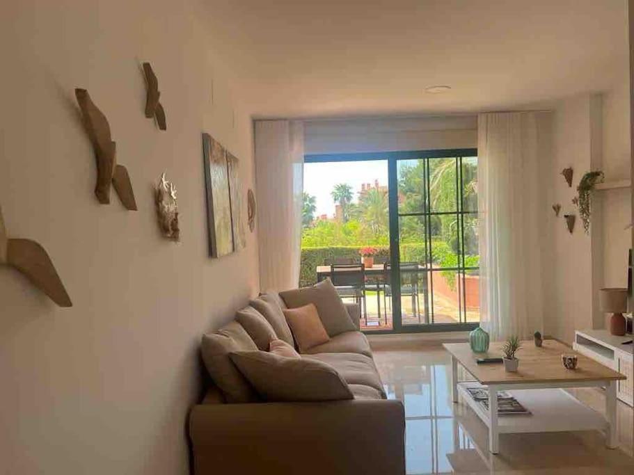 Apartamento lujo con jardin, Finestrat – Precios actualizados ...