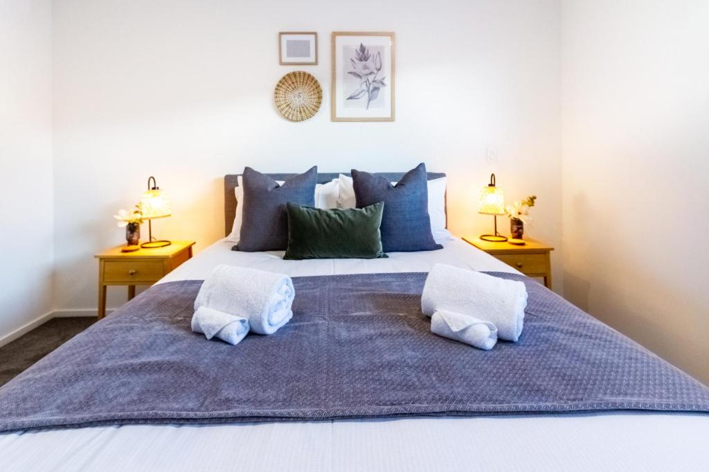 Urban Elegance - 2 Bed, 2 Bath in the CBD - Resim 24