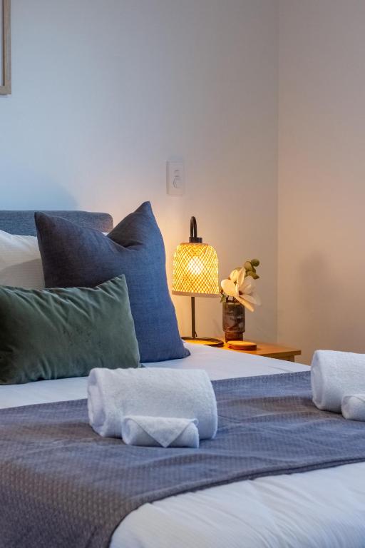 Urban Elegance - 2 Bed, 2 Bath in the CBD - Resim 29