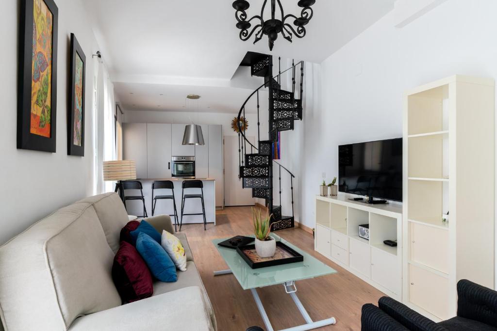 AM Alameda Santa Rufina, Sevilla – Güncel 2023 Fiyatları