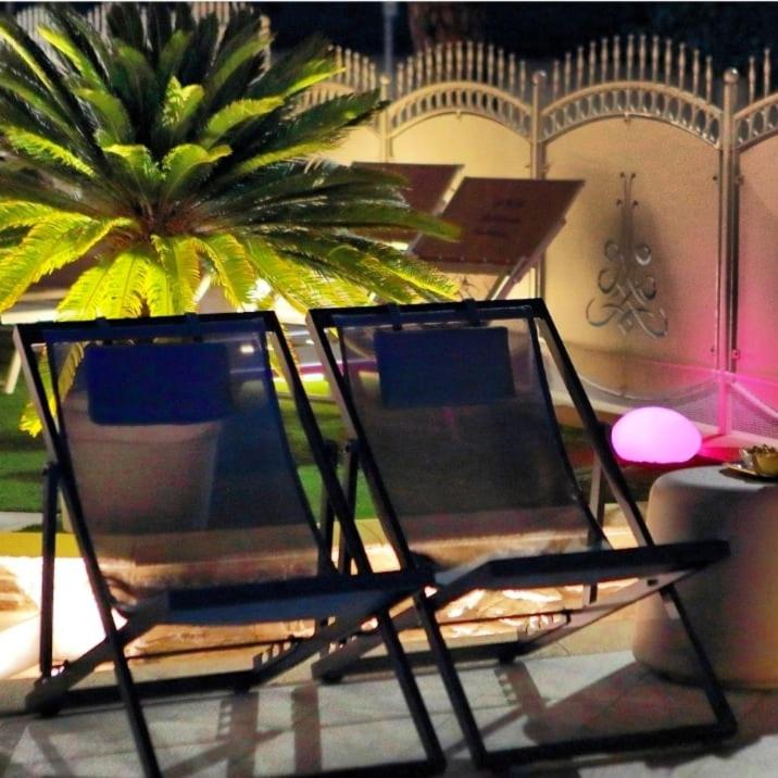 Fotografie z fotogalerie ubytování B&B Bellavista Exclusive in zona centrale con piscina riscaldata e Jacuzzi vista lago v destinaci Desenzano del Garda