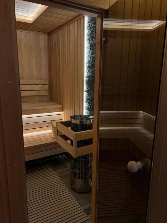 Postel nebo postele na pokoji v ubytování Maghrib Hotel