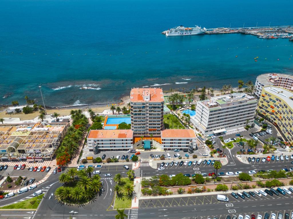 GO2TENERIFE ApartDida Pool & First line of the sea, Los ...