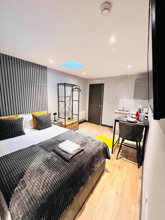 Studios next to Emirates Stadium - Double Room