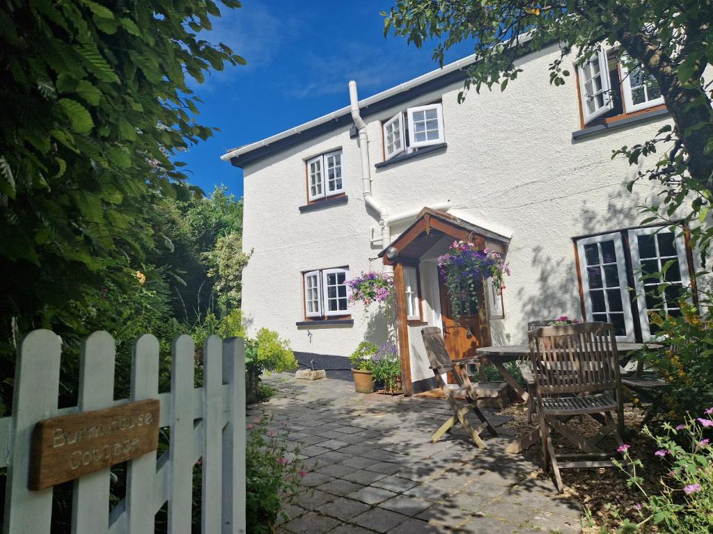 Cosy Country Cottage, Exeter (updated prices 2024)