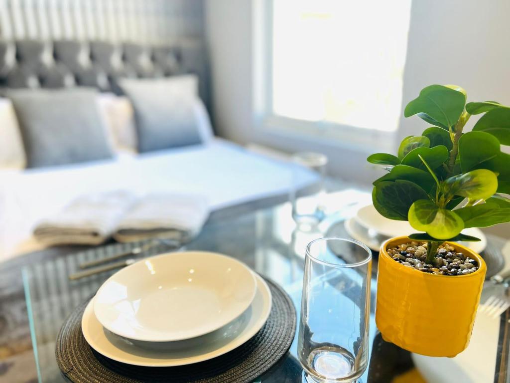 Studios next to Emirates Stadium - Double Room